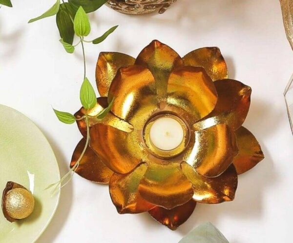 LOTUS T-LIGHT STAND 1 LOTUS T-LIGHT STAND