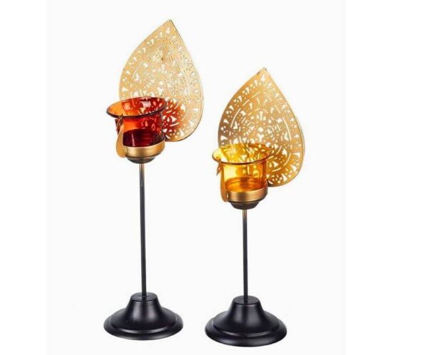 PEACOCK METAL T- LIGHTS HOLDER