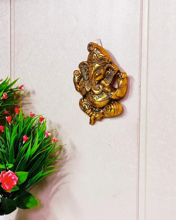 Wall Hanging Ganesha ji Looks Very Beautiful Decorative for Wall It is Also an Ideal Gift as Wedding Gifts,Corporate Gifts,Birthday Gifts,Diwali Gifts,New Year Giftsetc.