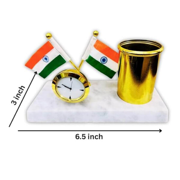 51niKk6ymxL._SX679_-1.jpg amiicraft Gold Plated Pen Stand with India Flag and Clock for office gifting use